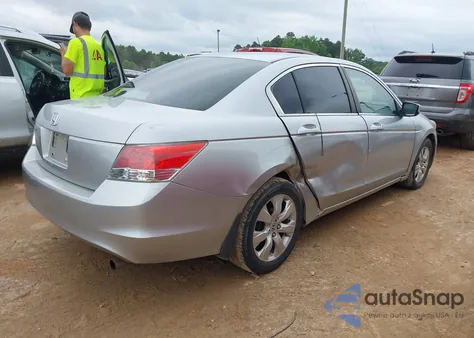 2010 Honda Accord 2.4 Lx-P z USA, uszkodzony, nr VIN 1HGCP2F45AA096154